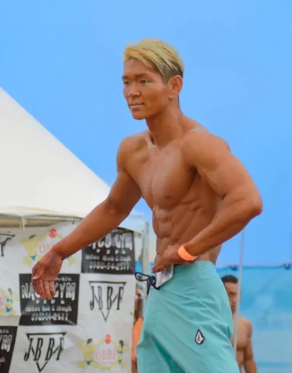 ボディビルの大会に出場するH.H.さん